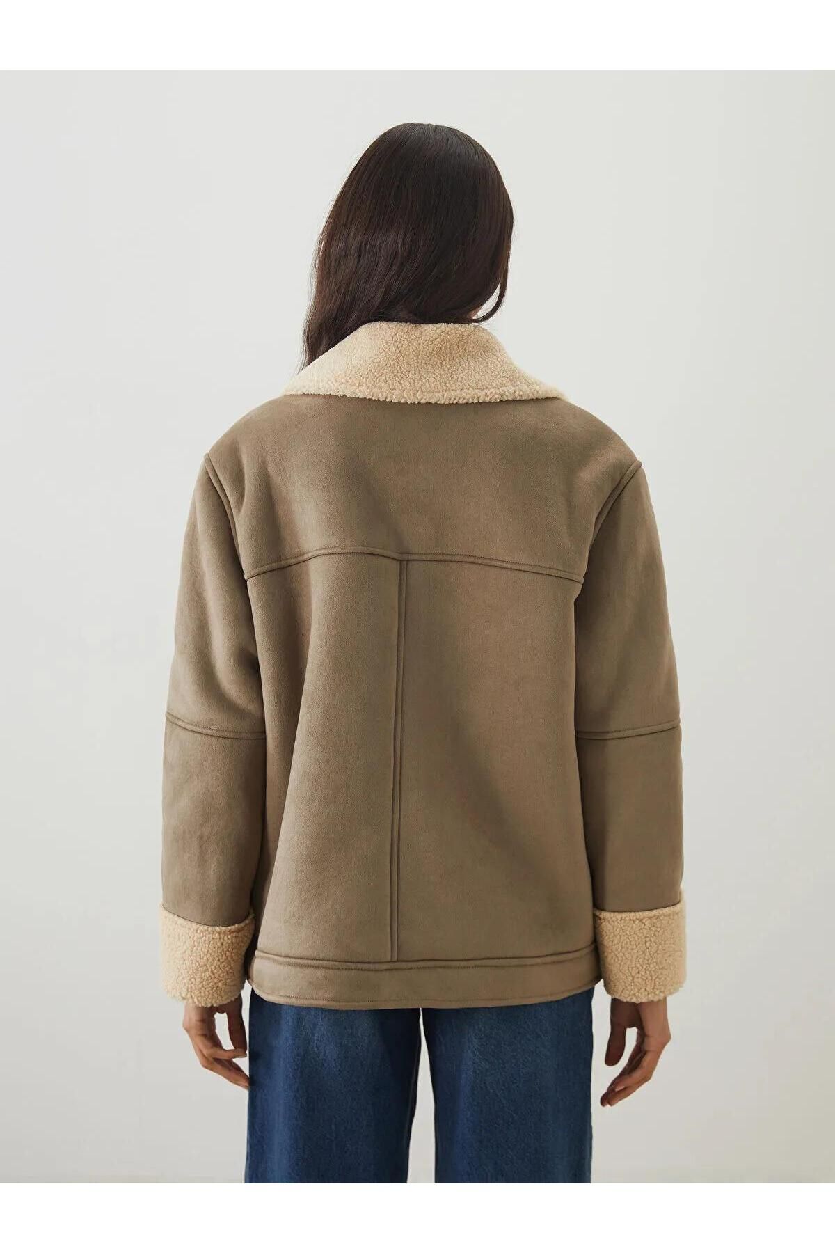 LC Waikiki-LCW Modest Cămașă Guler Oversize Femei Aspect de piele intoarsa (W5) 5