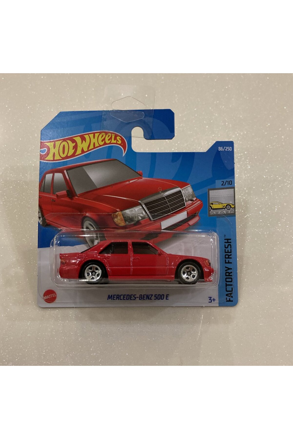 HOT WHEELS Mercedes 500E Eski Kasa Kırmızı - Fiyatı, Yorumları