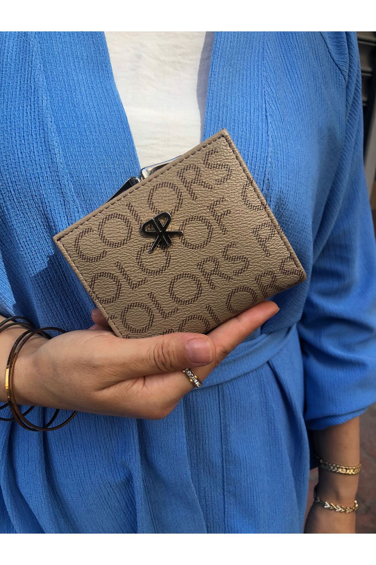 H&D COLLECTİON-Very Stylish Lock Detailed Small Size Wallet with Coin Compartment 8056 1