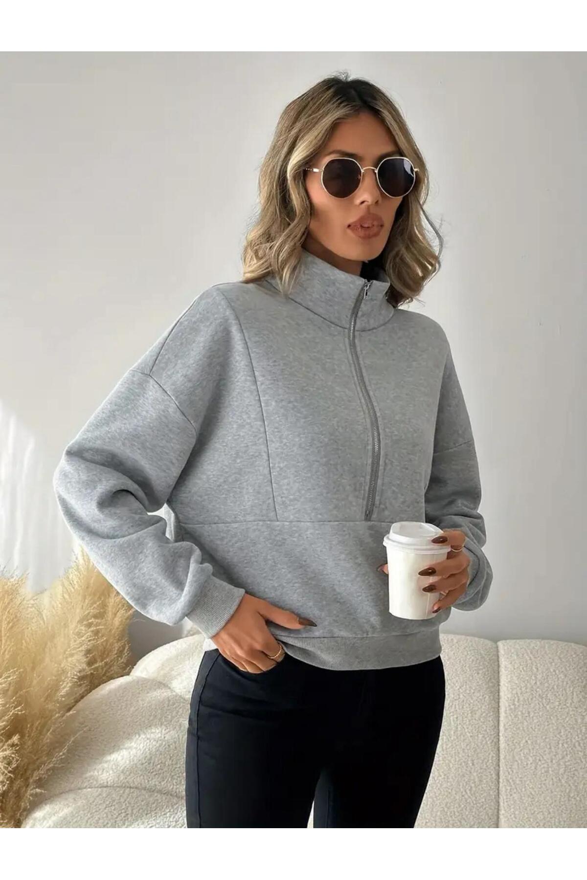 caddekombin  Kadın Yarım Fermuarlı Dik Yaka Özel Tasarım İçi Yünlü Gri Sweatshirt