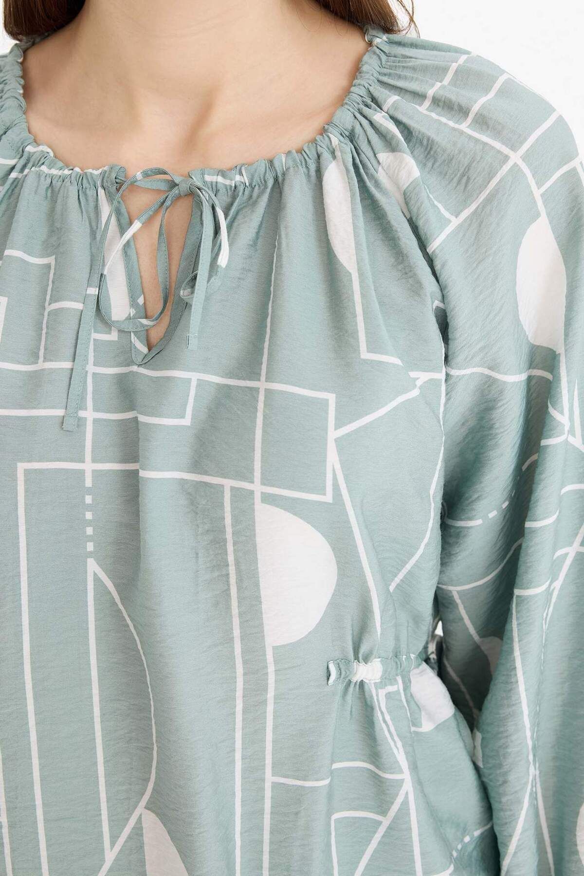 DeFacto-Regular Fit Patterned Long Sleeve Blouse D8681Ax25Sp 5