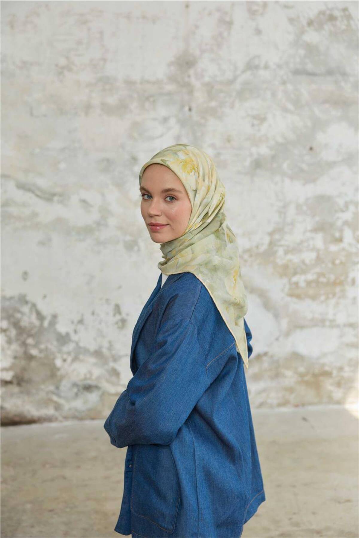İpekhan-Jardin Secret Collection Soft Scarf 1237-02 2