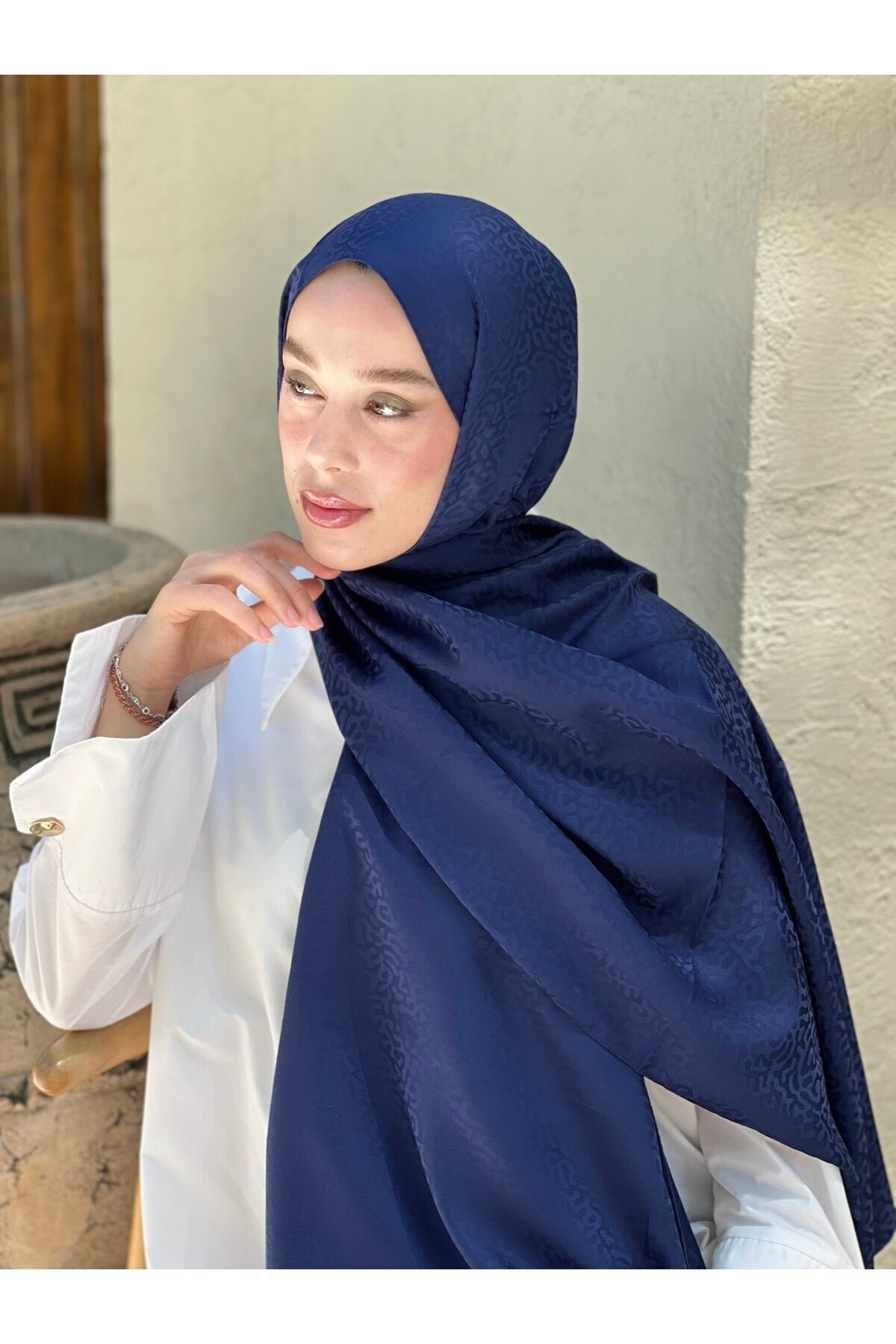 Modakaşmir-Silky Jacquard Series Path Pattern Shawl 1