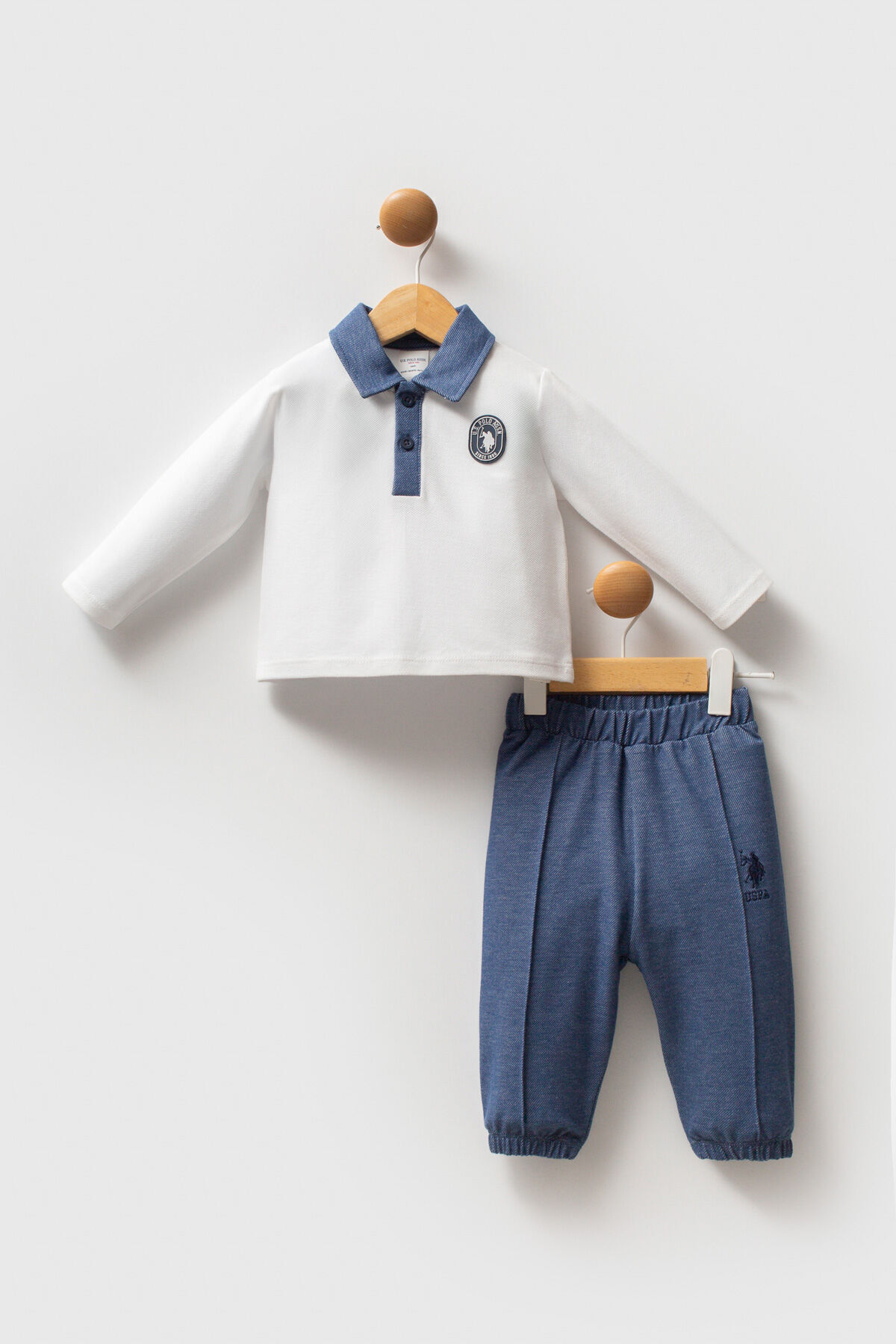 یو اس پولو لباسهای بچهگانه پسرانه سفید U.S. Polo Assn یو اس پولو لباسهای بچهگانه پسرانه سفید U.S. Polo Assn
