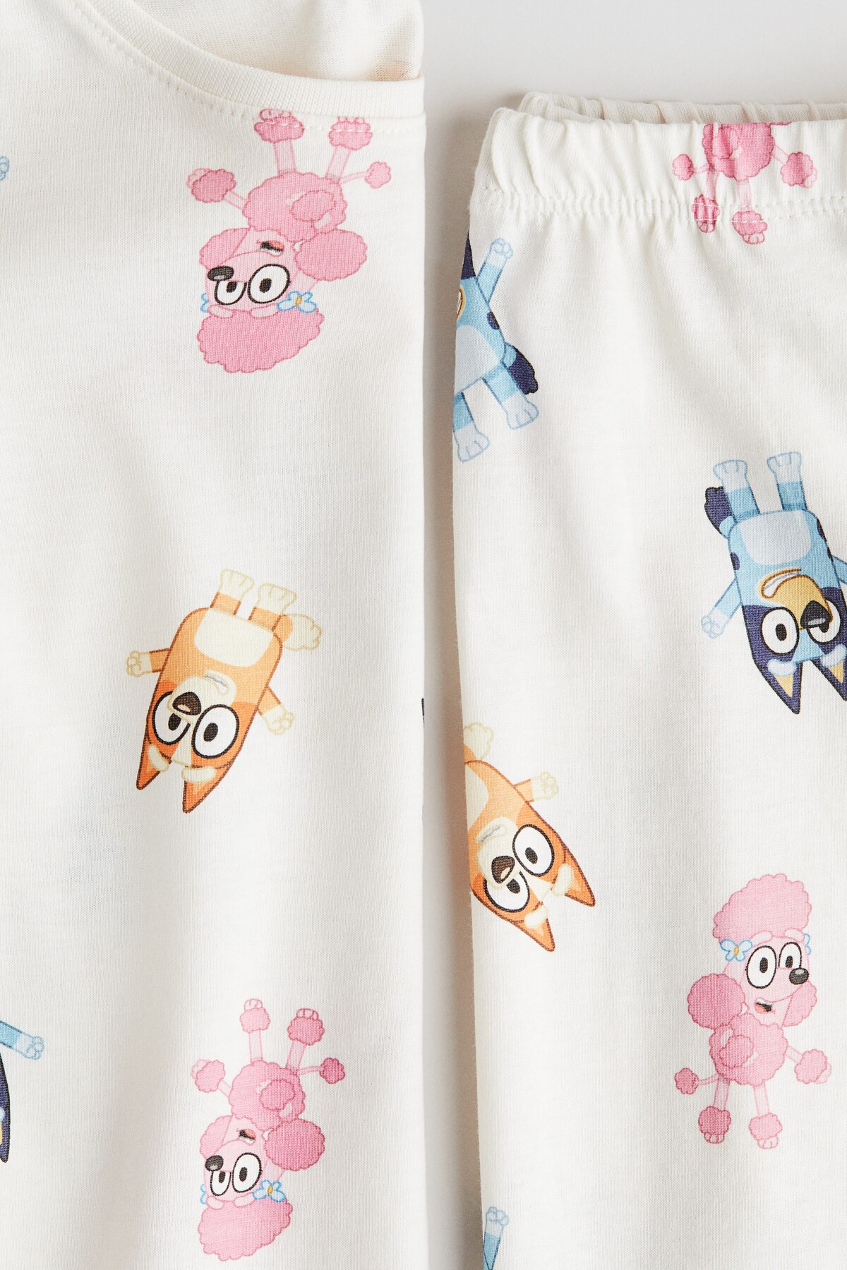 H&M Jarse Pijama fotoğrafı 2 (önizleme)