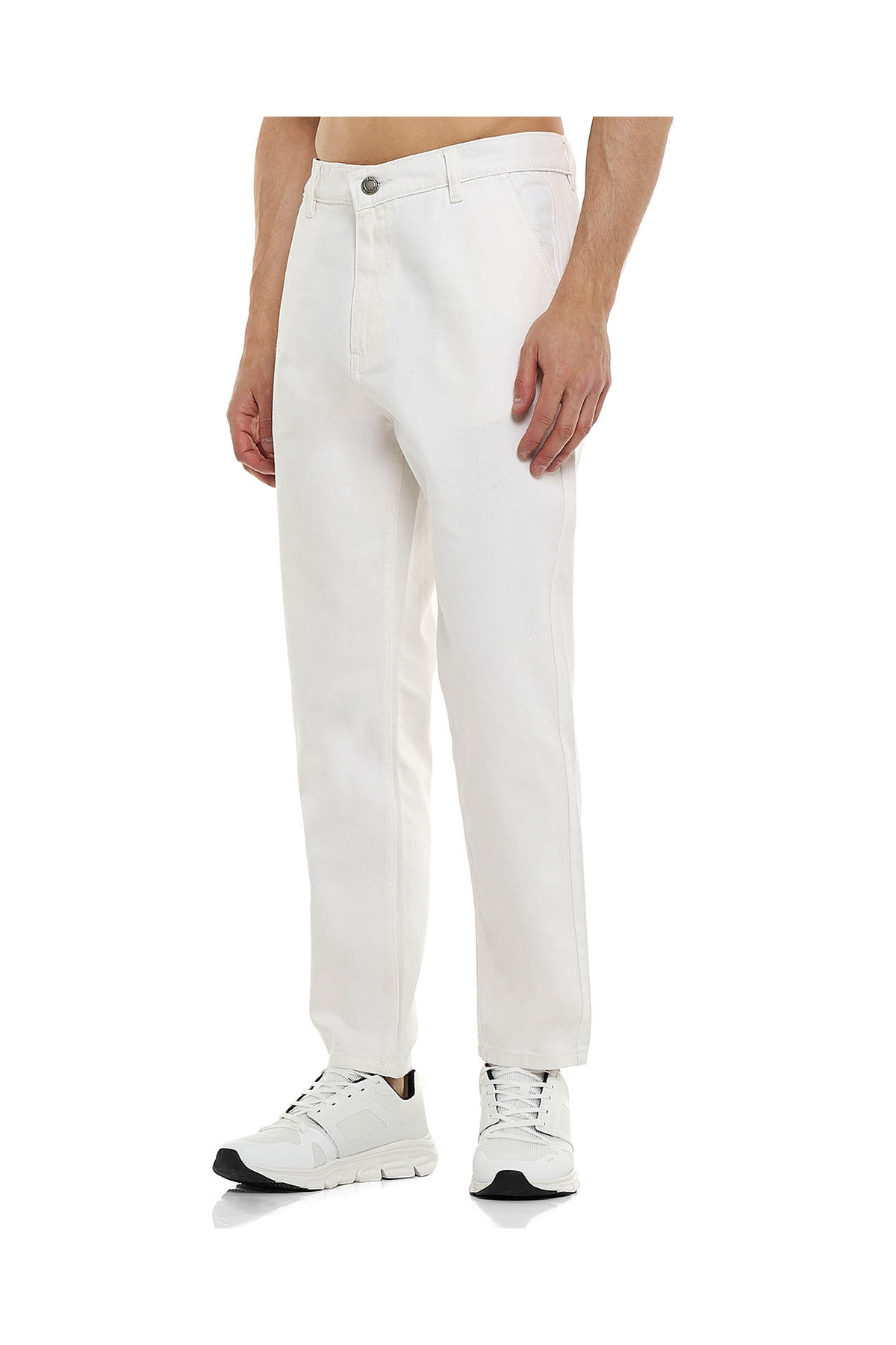 R&B-Solid Tapered Fit Jeans with Button Closure 2
