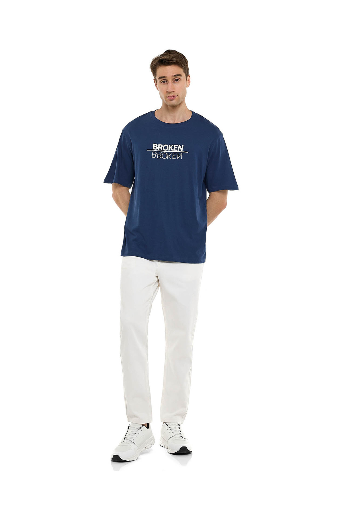 R&B-Solid Tapered Fit Jeans with Button Closure 1