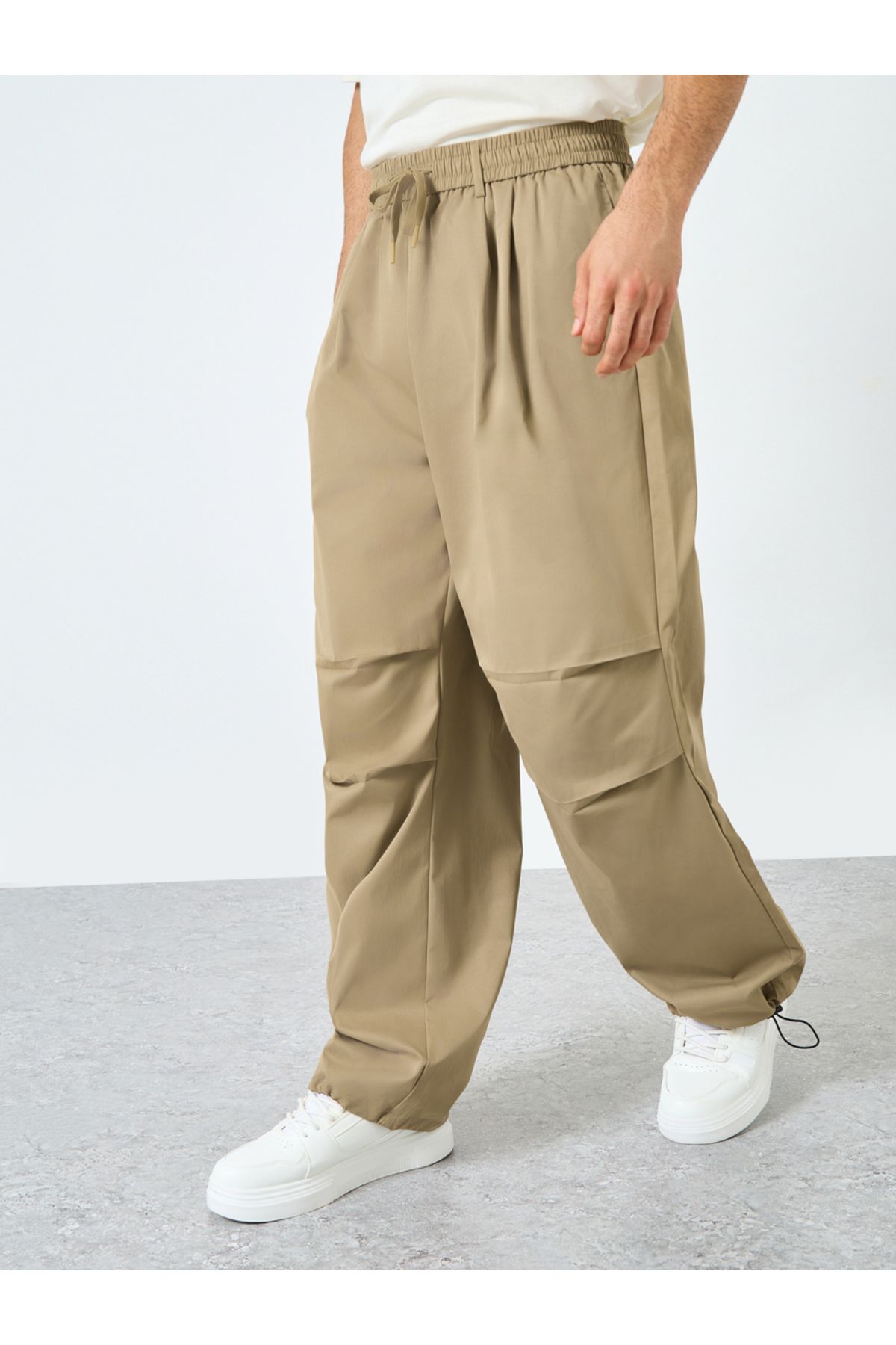 Styli-Woven Oversized Fit Open Hem Joggers with Adjustable Loop 1
