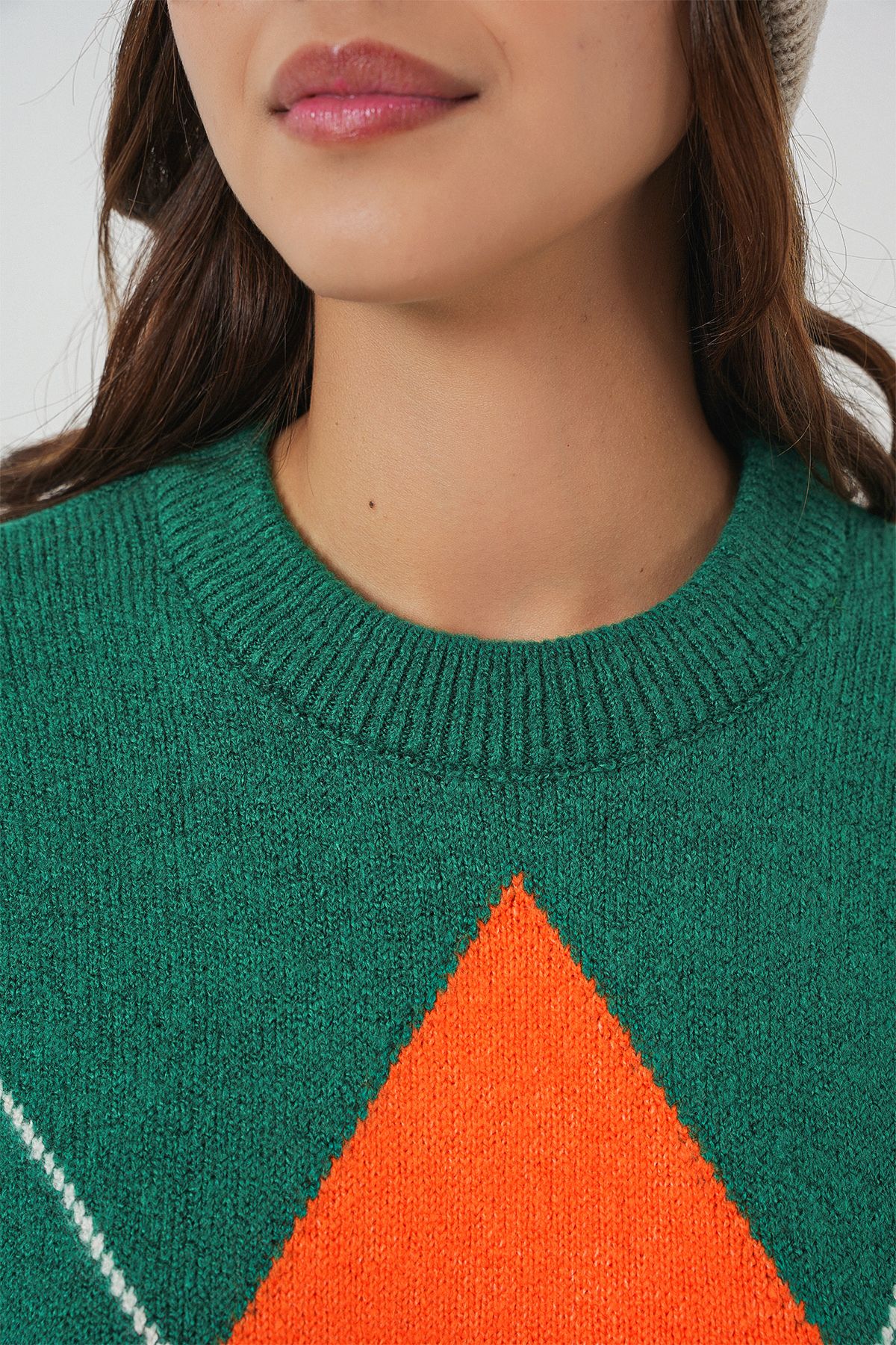 Bigdart-15895 Diamond Patterned Oversize Sweater - A. Emerald Green 5