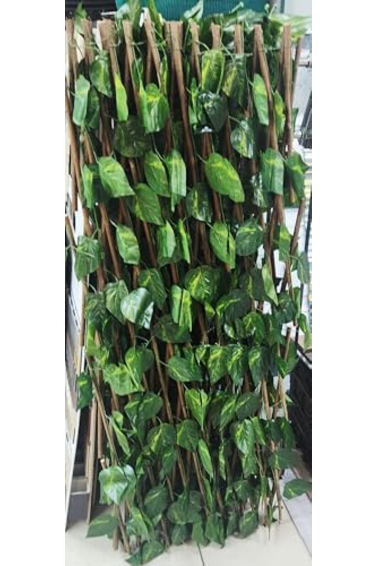 Generic-Artificial Leaf Privacy Screen with Expandable Wooden Frame 2