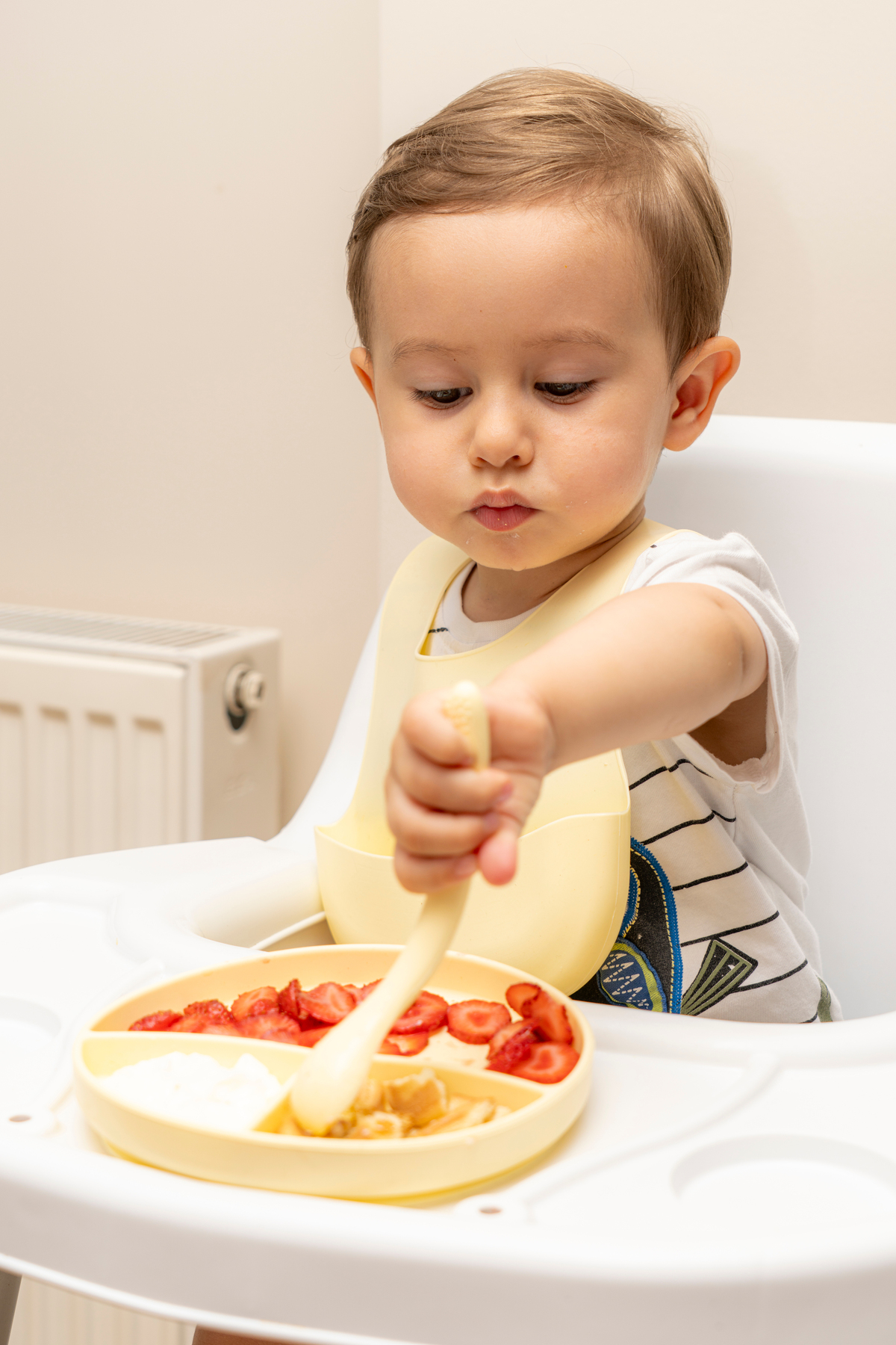 NoiBaby Vakum Tabanlı Silikon Tabak - Silikon Kaşık 2'li Set - ( Sarı ) fotoğrafı 2 (önizleme)