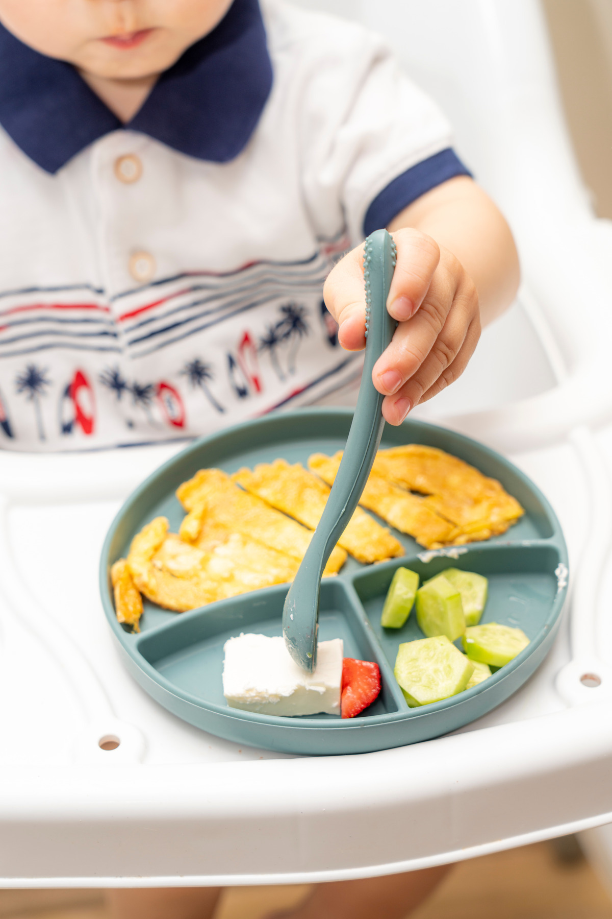 NoiBaby Vakum Tabanlı Silikon Tabak - Silikon Kaşık 2'li Set - ( Koyu Yeşil ) fotoğrafı 5 (önizleme)