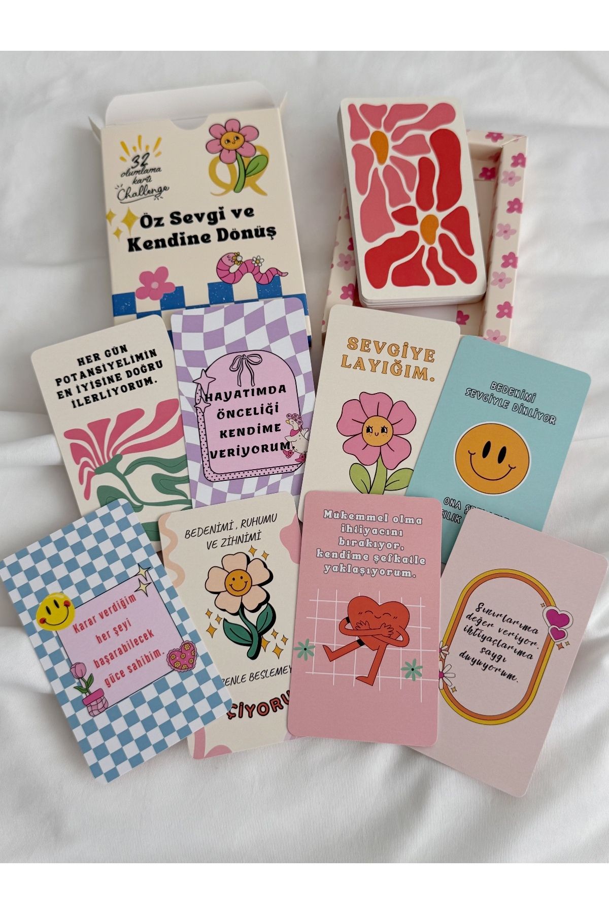 Planet Butik-Essence of Love and Return to Yourself 32 Affirmation Cards 4