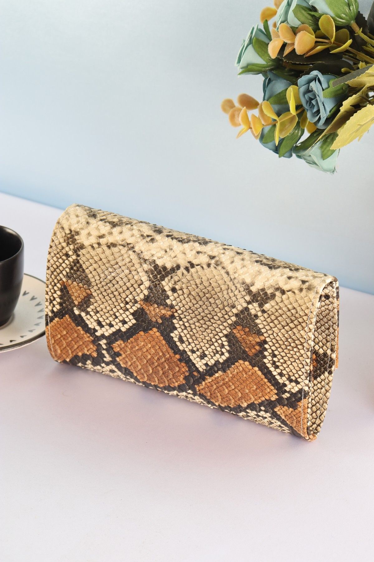 weem bag-Elysara Eb0399 |   Snake Pattern Elegant Slatted Portfolio Bag 2