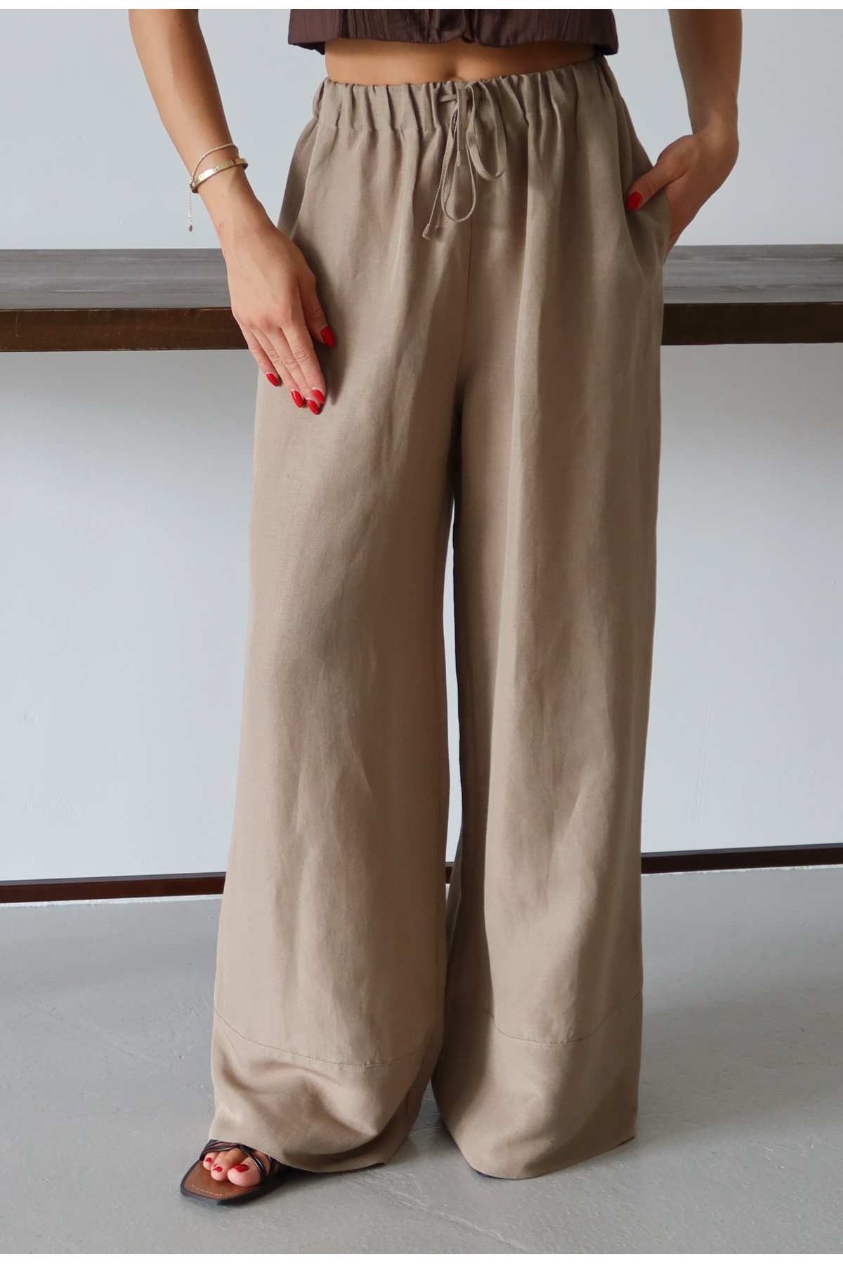 Trendyolmilla  Wardrobe Essentials Vizon Keten İçerikli Geniş Paça Beli Lastikli Pantolon TWOSS25PL00124 - Görsel 4