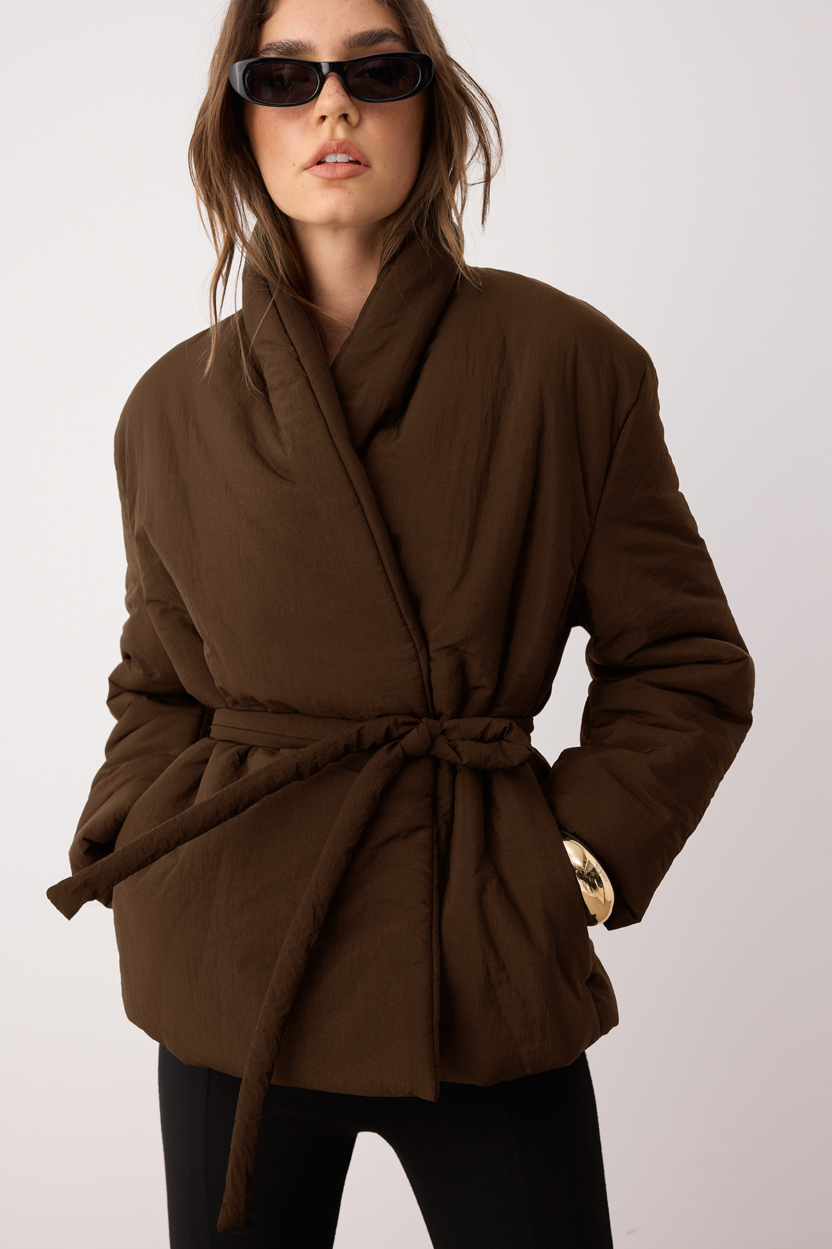Trendyol Collection Brauner regulärer Mantel TWOAW26MO00112