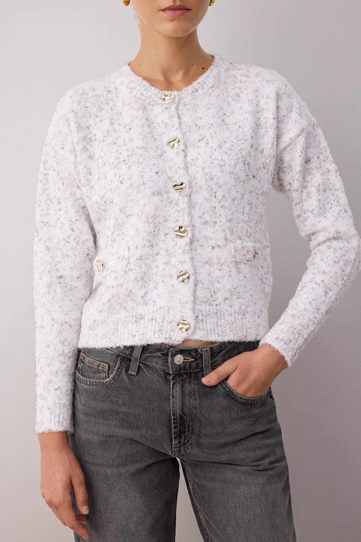 Trendyolmilla  Ekru Yumuşak Dokulu Triko Hırka TWOAW26HI00235 - Görsel 3