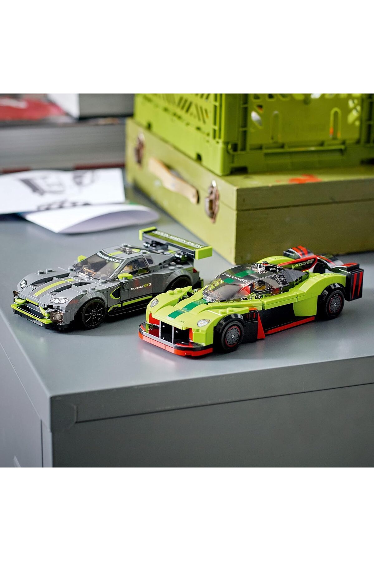 اسپید چمپیونز آستون مارتین والکیری AMR پرو و آستون مارتین ونتیج GT3 ۷۶۹۱۰ – (۵۹۲ قطعه)