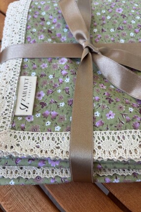 zarafet concept Yeşil Çıtır Bahar Çiçekli Vintage Masa Örtüsü