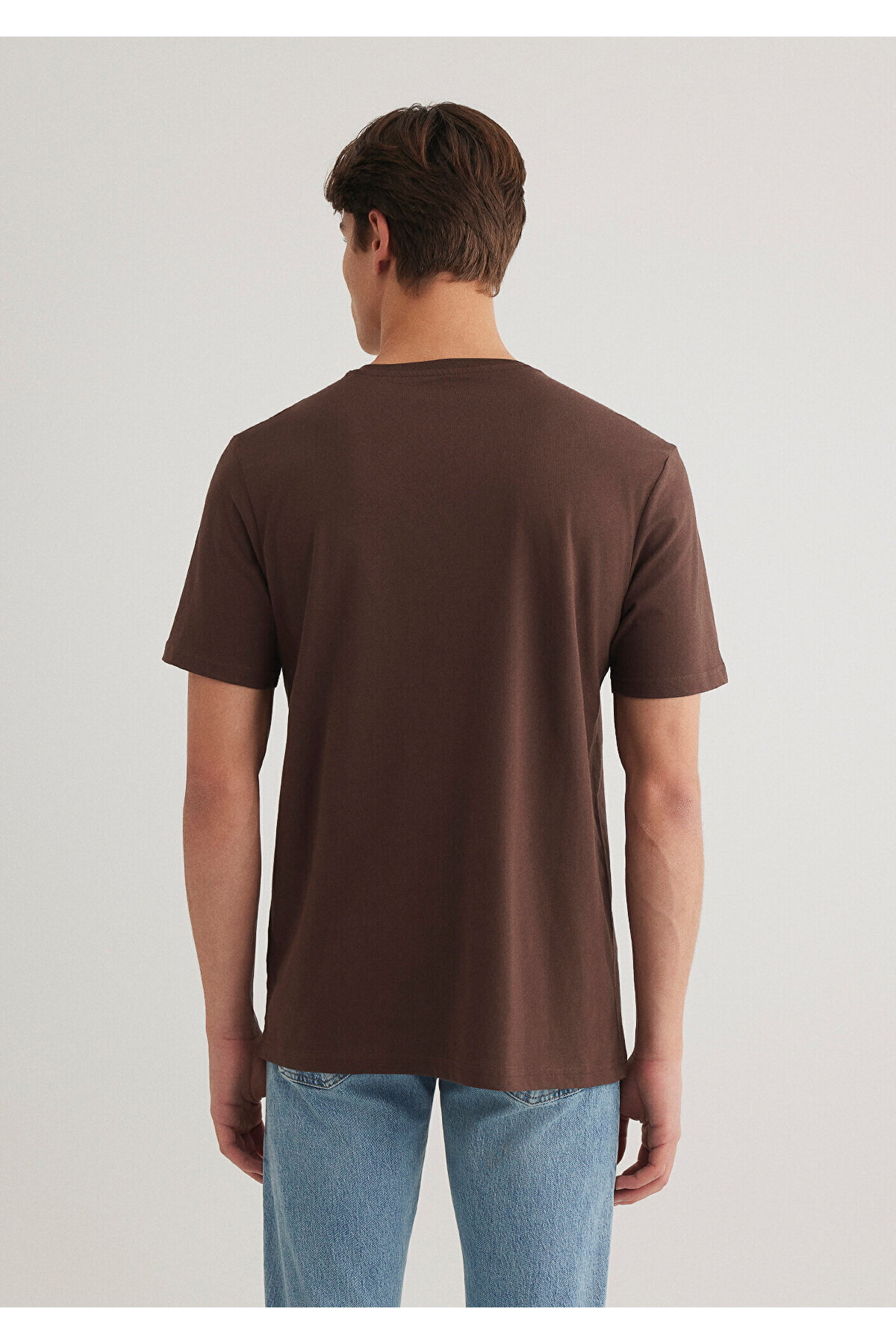 Mavi-Logo bedrucktes braunes T-Shirt mit normaler Passform / normaler Passform 0611714 -88067 3