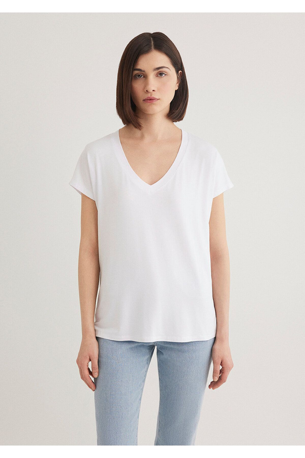 Mavi-Tricou alb de bază viscoză cu decolteu în V Regular Fit 167714 -620 3