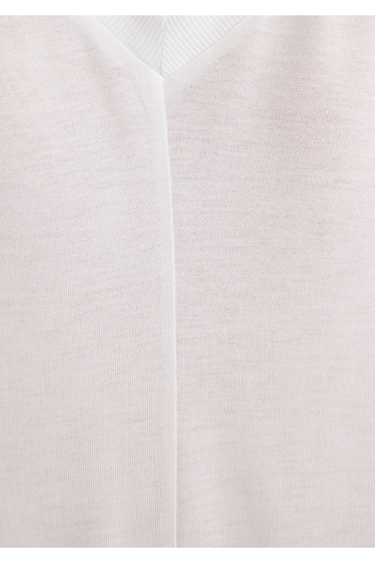 Mavi-Tricou alb de bază cu decolteu în V, cu croială normală 166449 -620 6