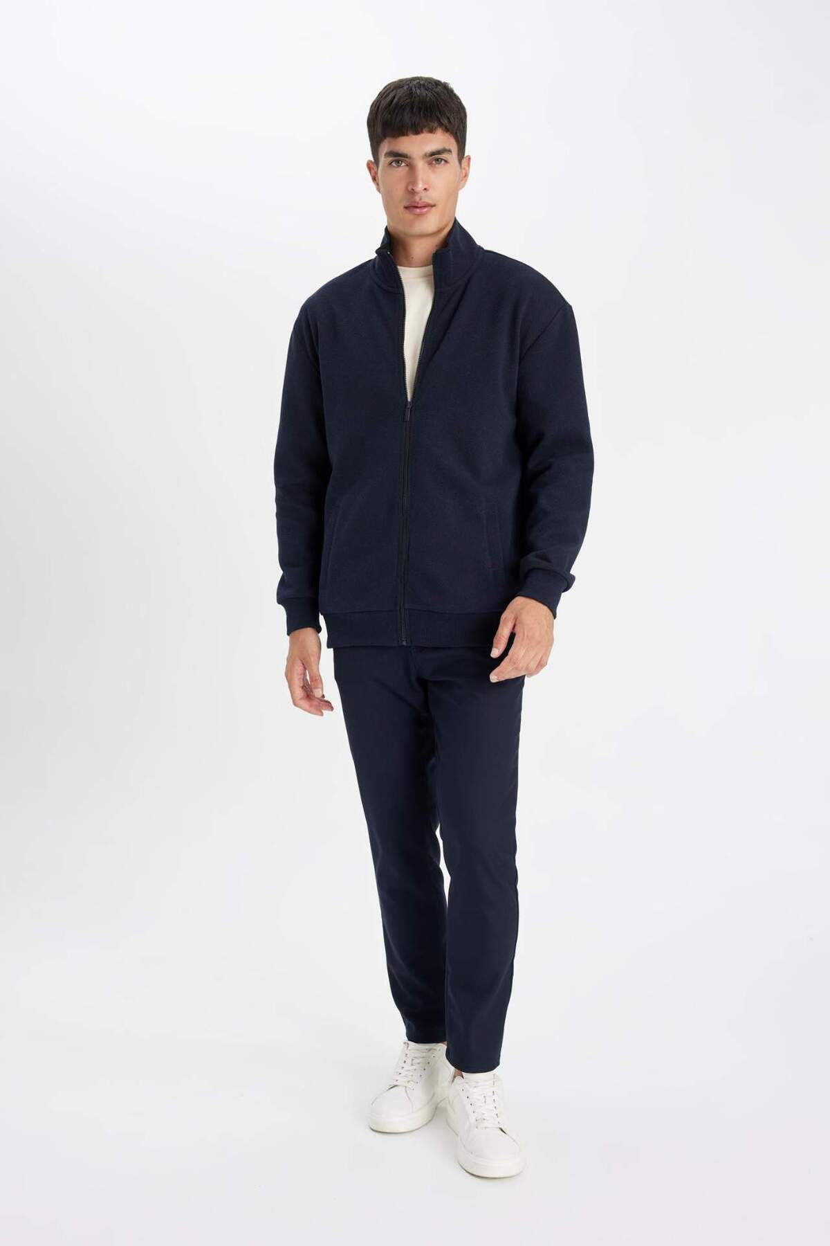DeFacto-Comfort Regular Fit Relaxed Cut Stand Collar Pocket Basic Plain Zippered Sweatshirt D4971Ax24Au 2