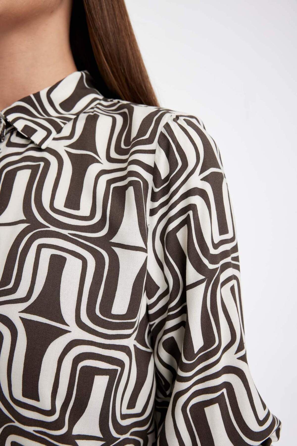 DeFacto-Gemustertes Langarmshirt mit normaler Passform I8266az24au 5