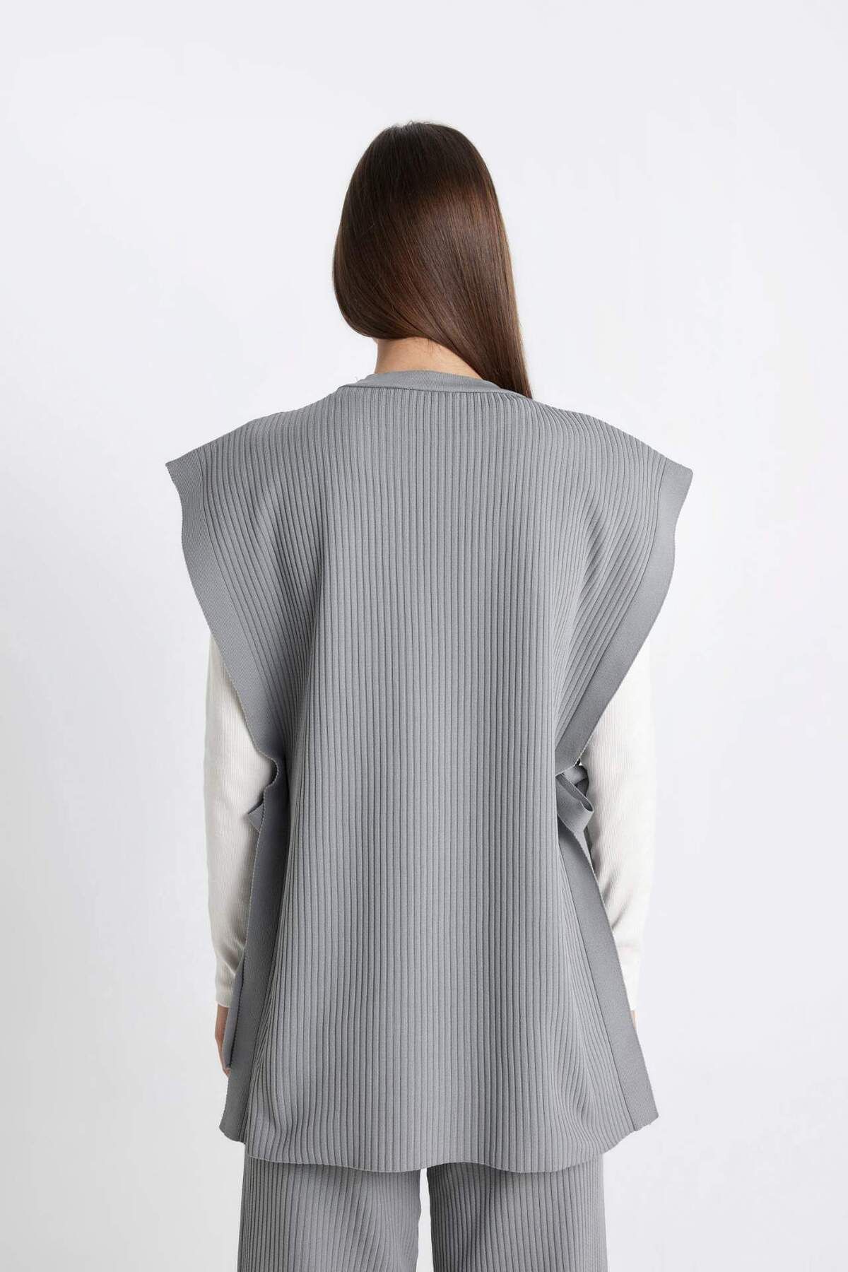 DeFacto-Regular Fit Rundhals Basic Einfarbig Seitliches Bindeband Strickpullover Y1323AZ24AU 6