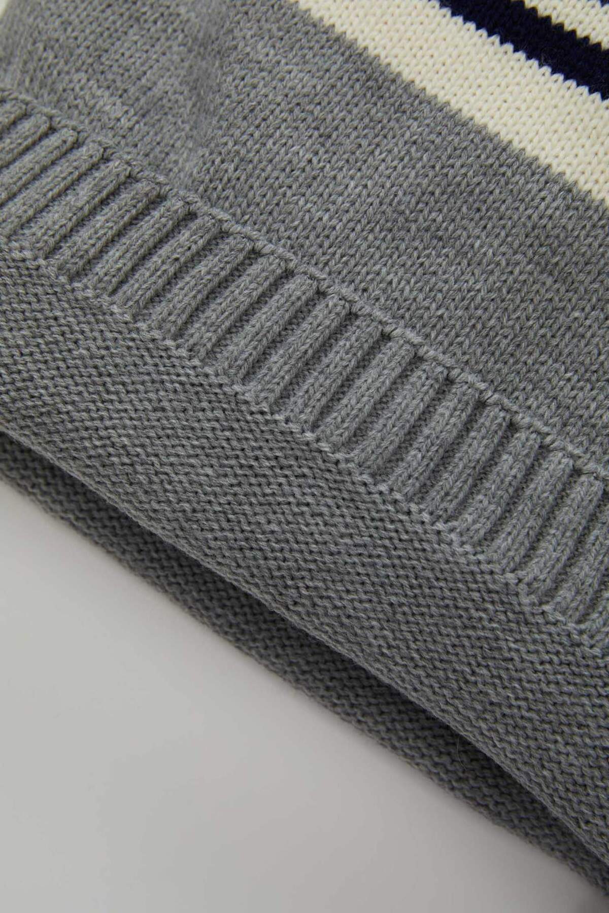 Defacto Erkek Bebek Bisiklet Yaka Çizgili Triko Kazak C8880A524WN fotoğrafı 4 (önizleme)