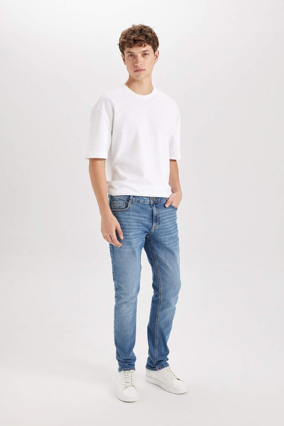 DeFacto-Pedro Slim Fit Regular Waist Skinny Leg Jeans - D6469AX24AU 3