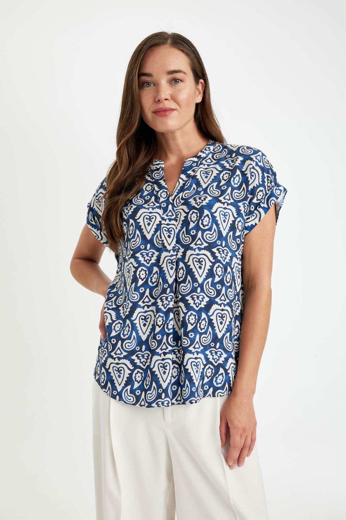 DeFacto-Regular Fit Apache Collar Print Short Sleeve Blouse D2941Ax24Sm 4