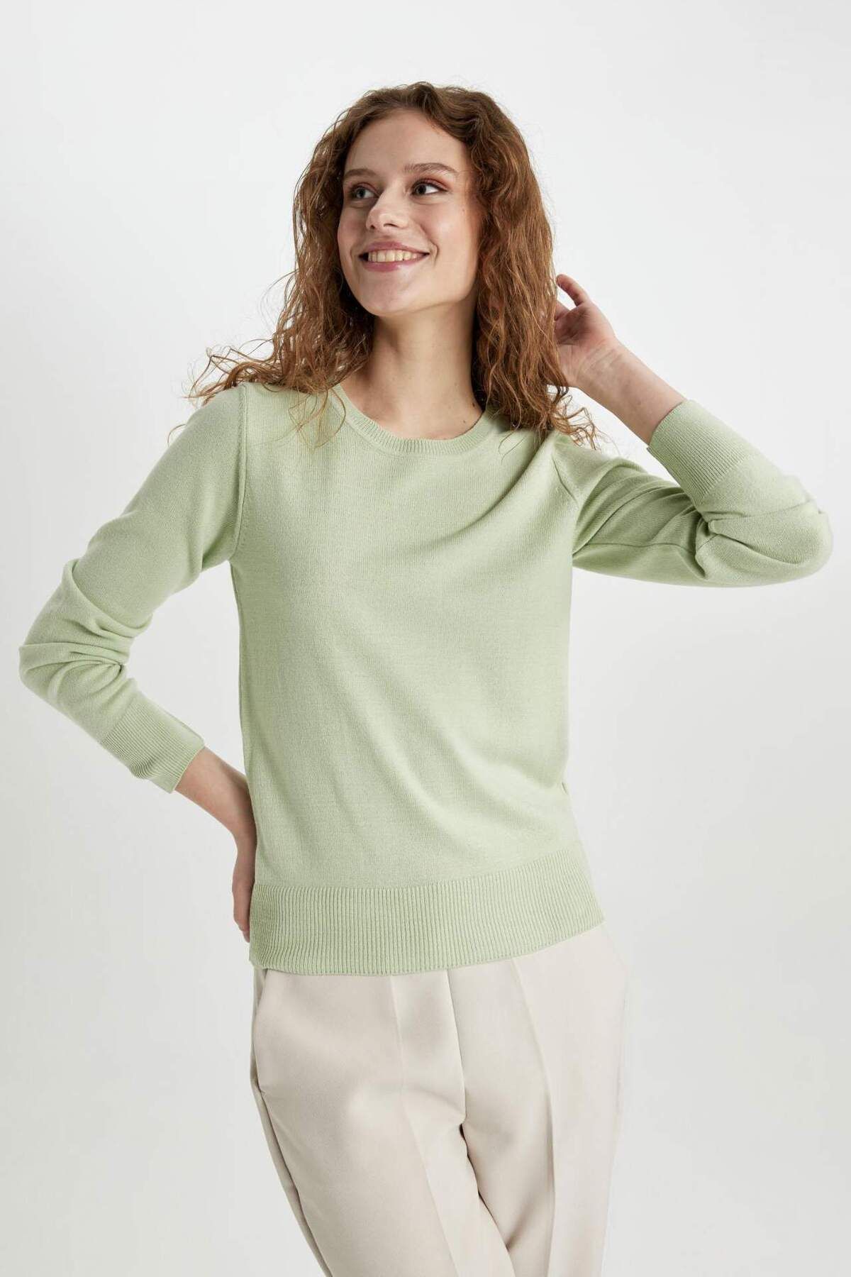 DeFacto-Regular Fit Weicher Strukturierter Rundhals Basic Unifarbener Strickpullover F7091AZ24WN 7