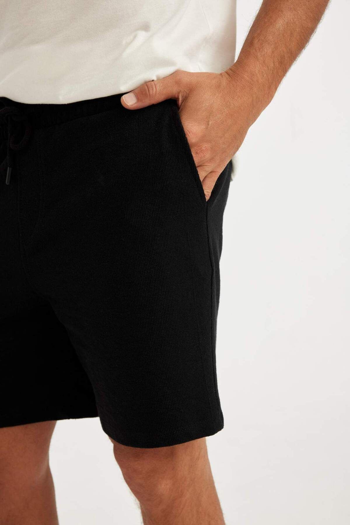 DeFacto-Regular Fit Šortky s kapsami Jacquard Basic D5107AX24SM 5