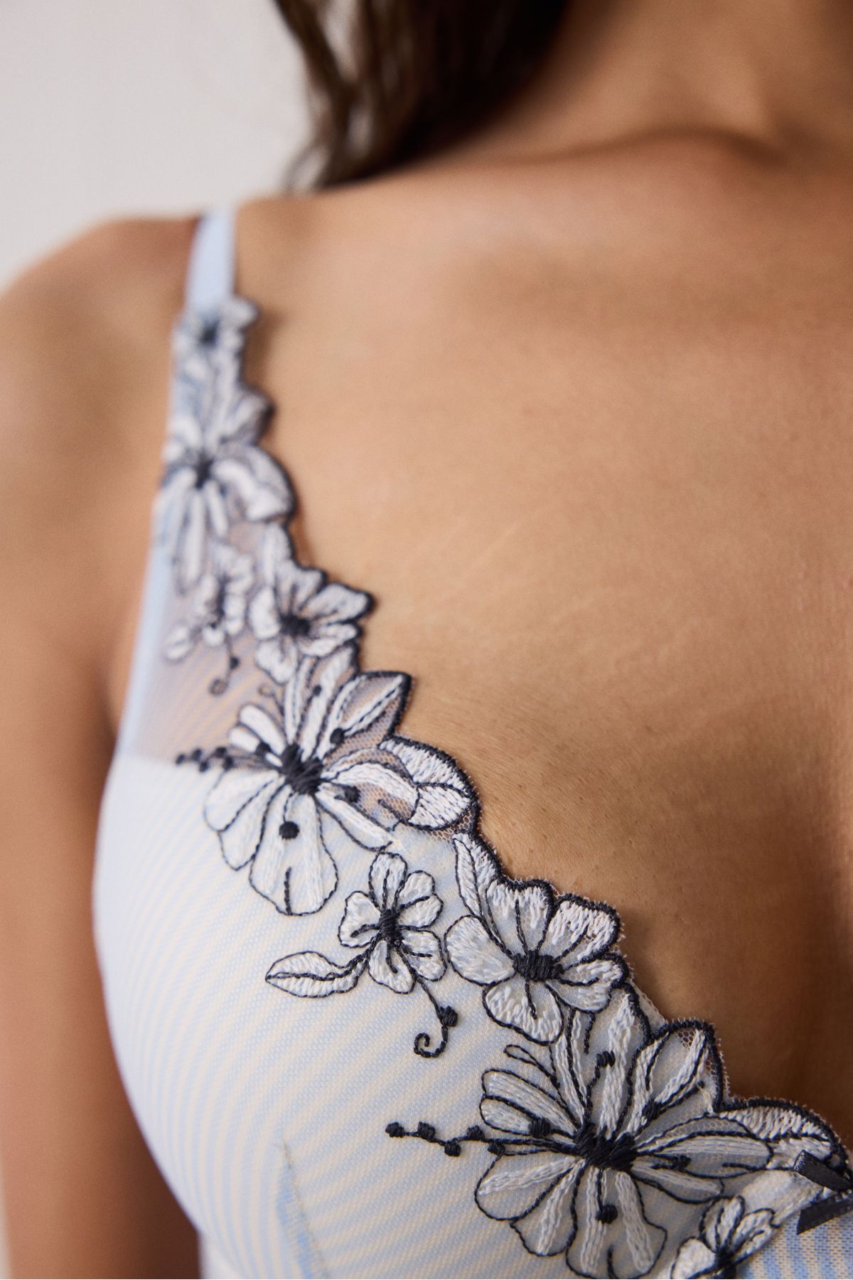 Penti-Striped Patterned Freya Brode Detailed Underwire Push up Bra 3