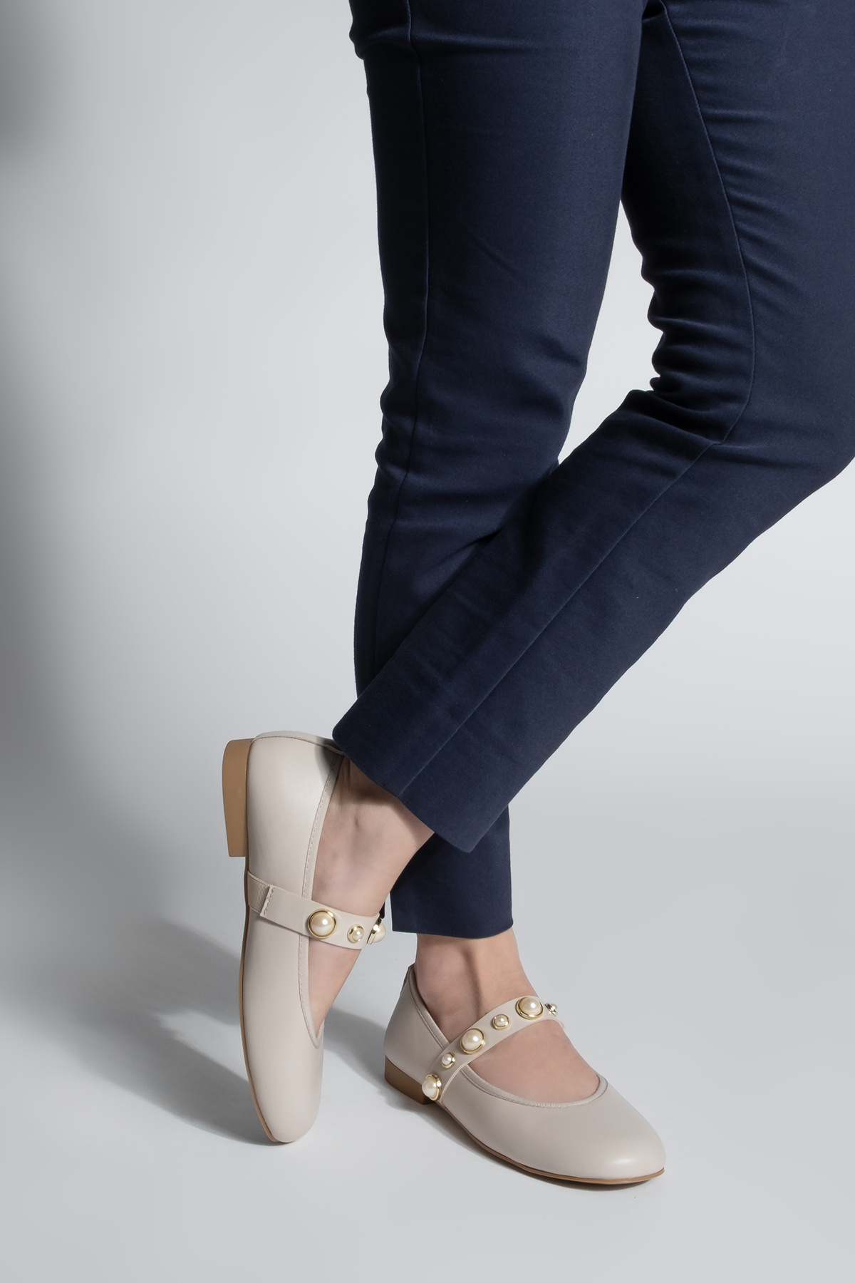 Marjin-Damen-Ballerina Vesmi mit Perlenband, beige Farbe 4