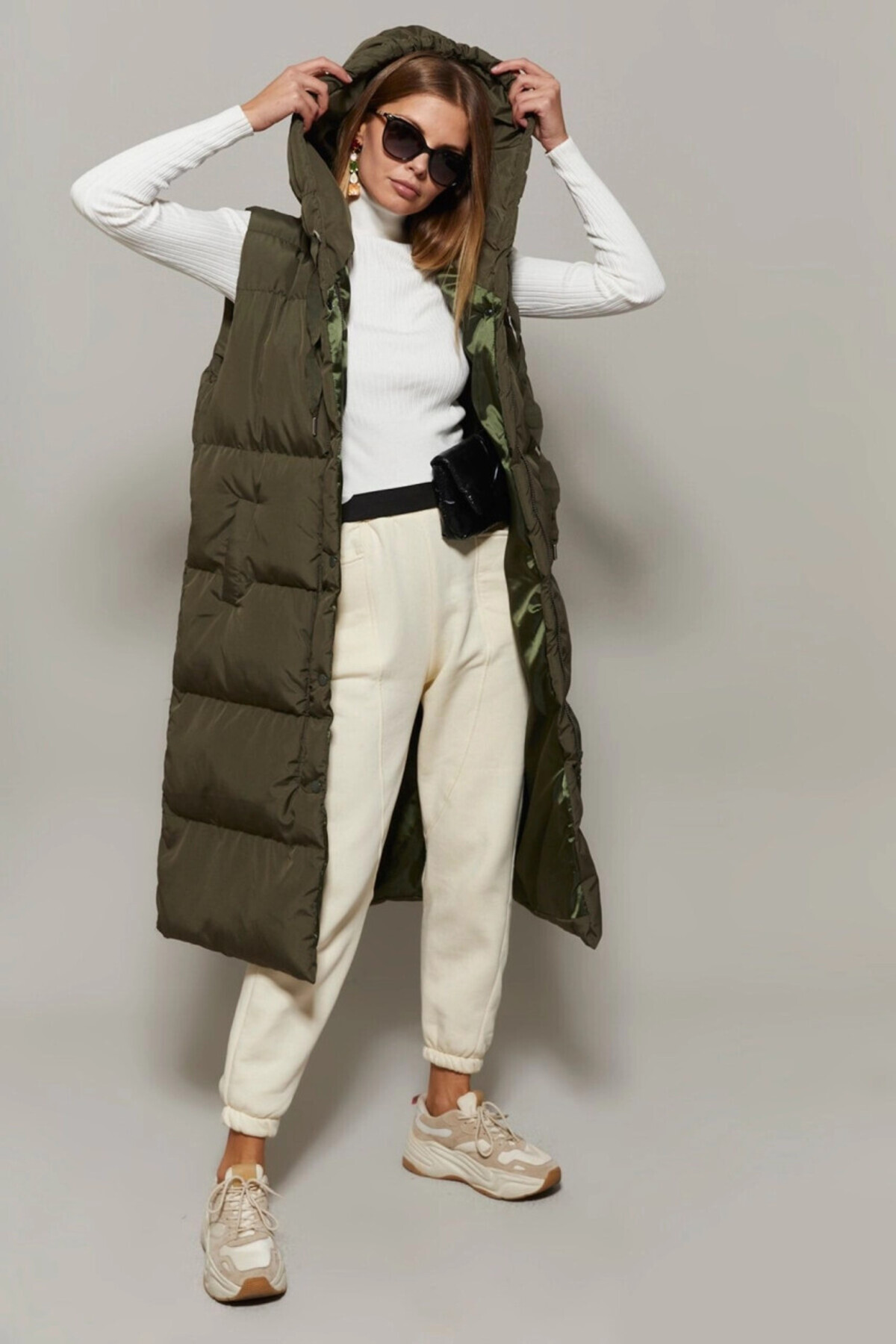 Cool & Sexy-Khakifarbene lange Pufferweste für Damen – DAF05 3