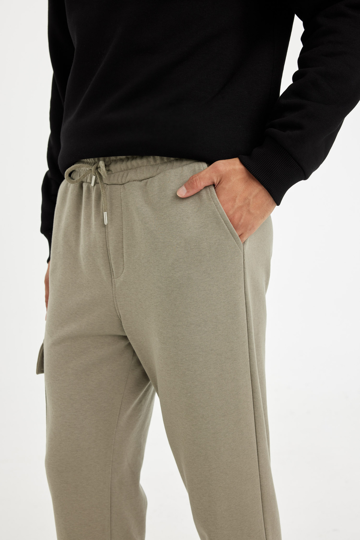 DeFacto-Jogginghose Slim Fit Mit Cargo-Taschen Gerades Bein D6090AX24AU 6