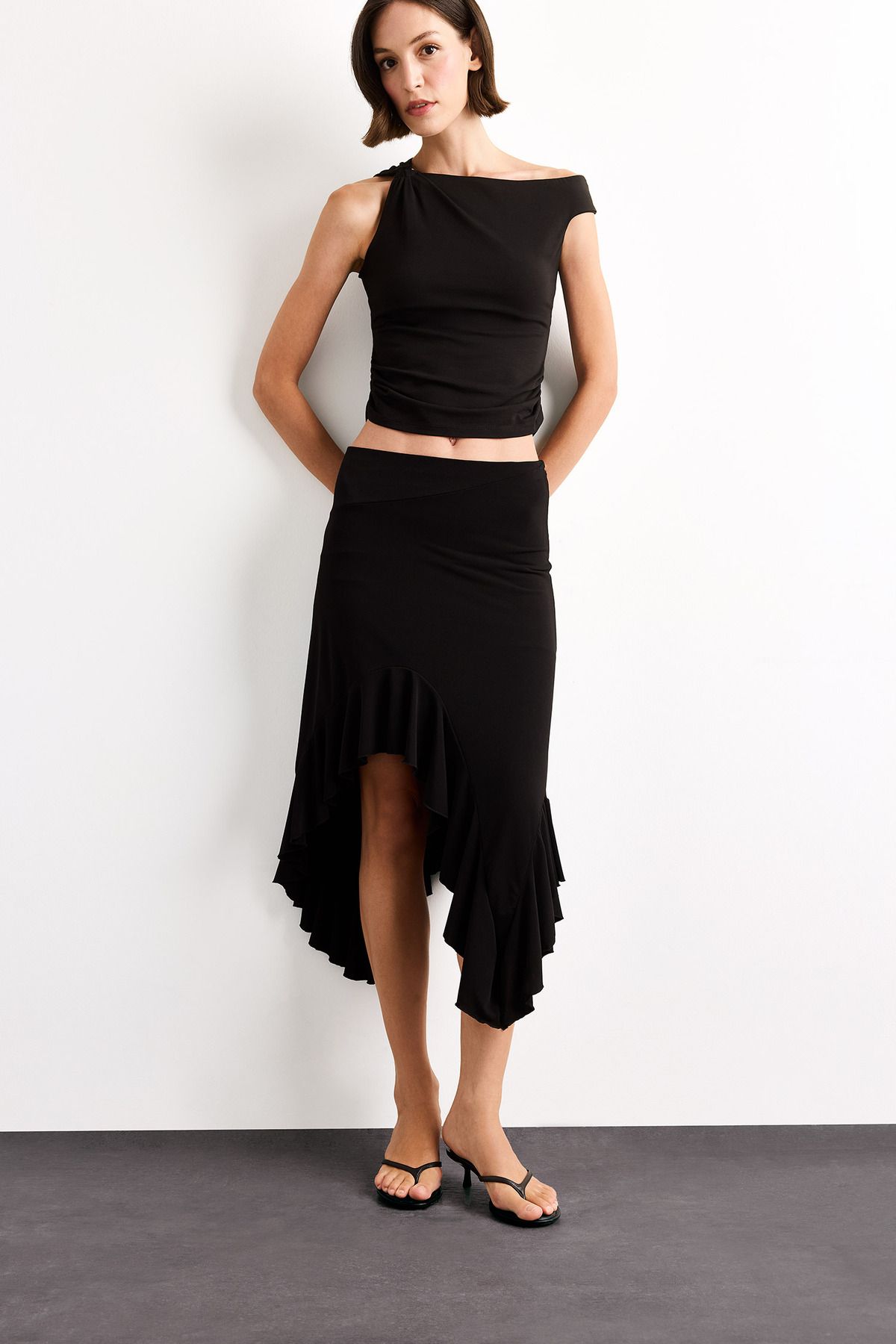 DeFacto-Elastic Waist Asymmetrical Midi Skirt G0386Ax25Sm 4