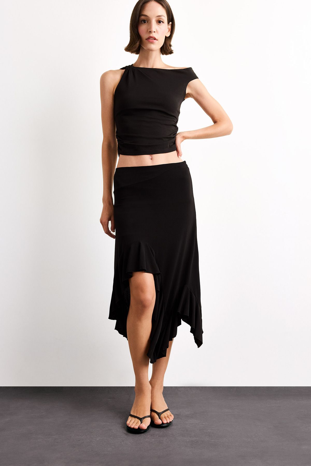 DeFacto-Elastic Waist Asymmetrical Midi Skirt G0386Ax25Sm 3
