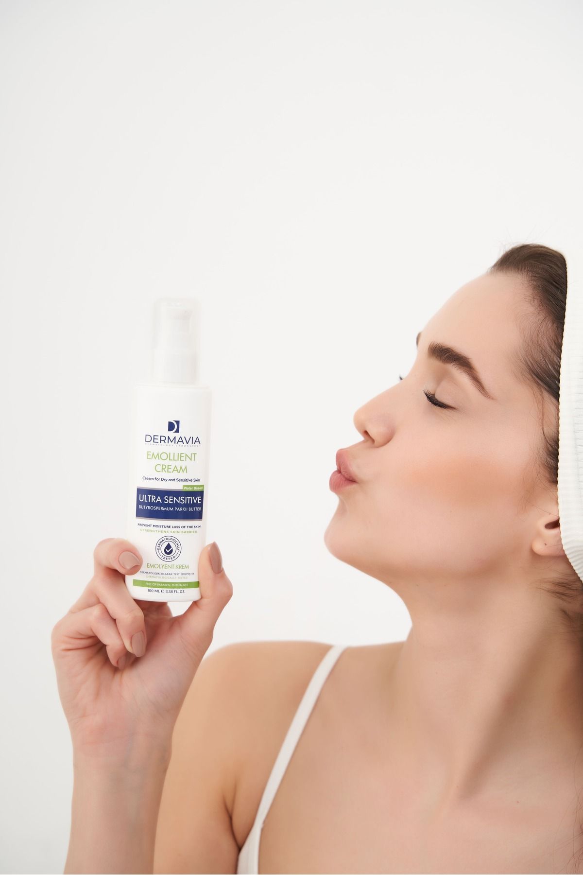 Dermavia-كريم مرطب 100 مل للبشرة الجافة والحساسة والتأتبية - يهدئ الاحمرار والتشققات والتهيج 3