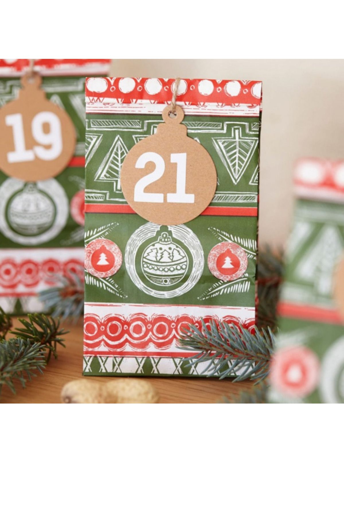 Livaia-Set of 50 advent calendar pieces 2023, paper, multicolor 2