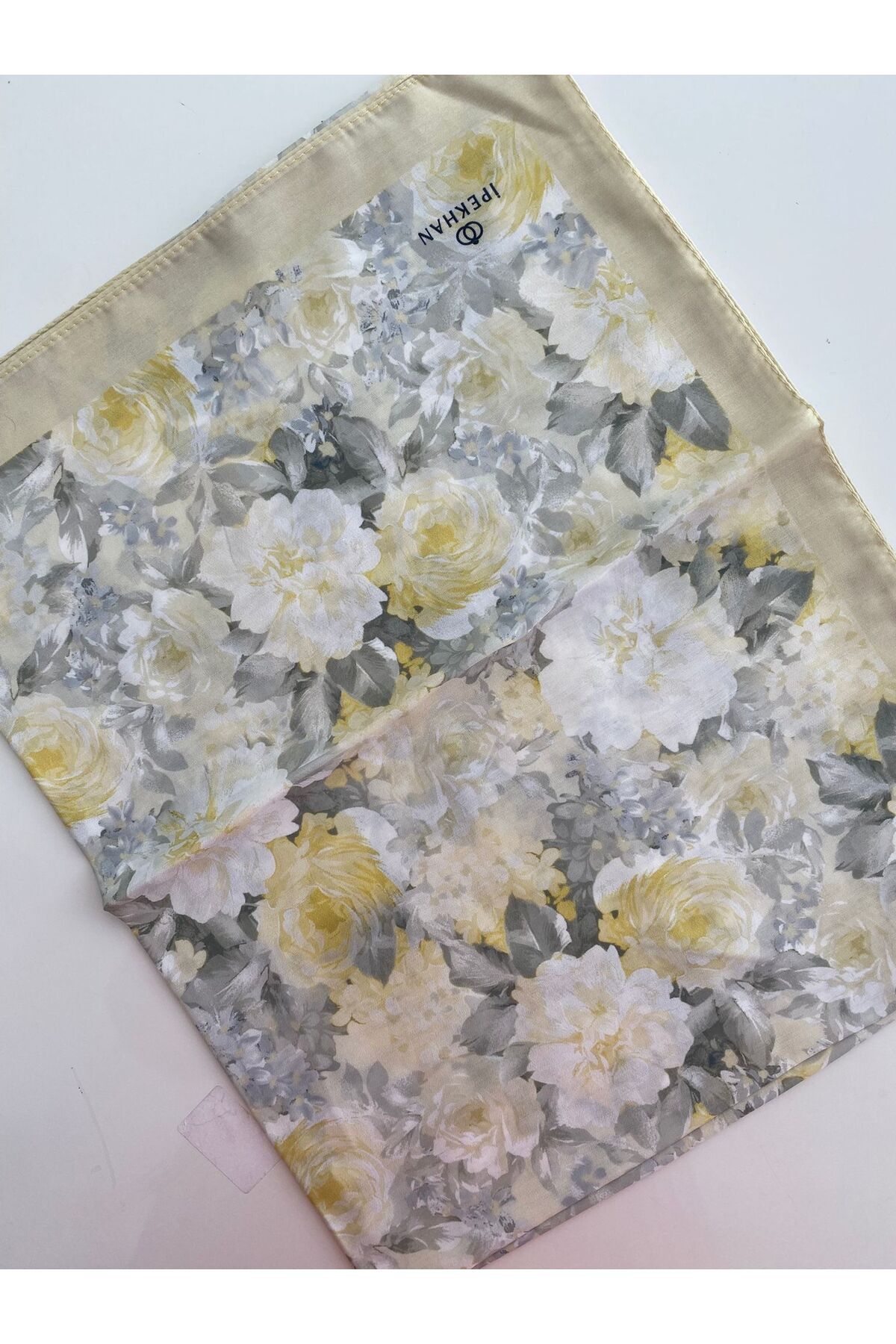 İpekhan-Duru Pattern Thin Cotton Shawl 1