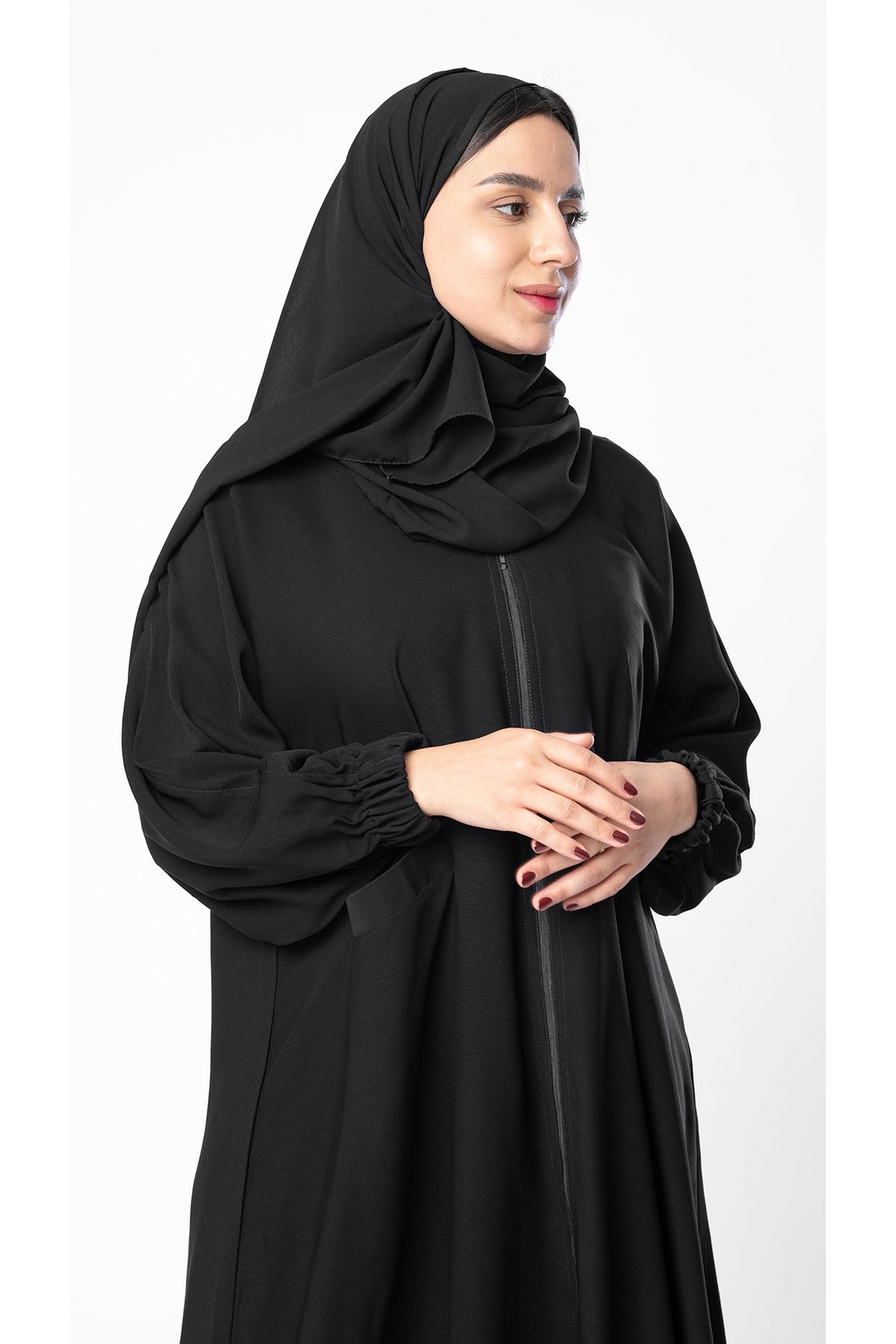 outline-Plain black abaya with zipper and pockets 4