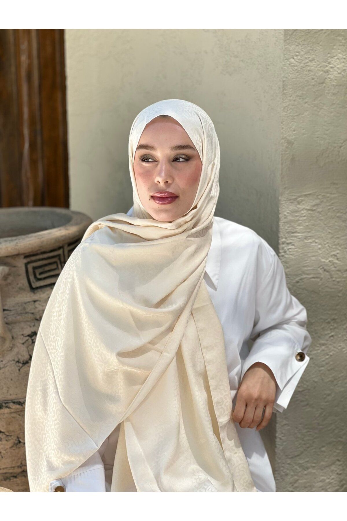 Modakaşmir-Silky Jacquard Series Path Pattern Shawl 3