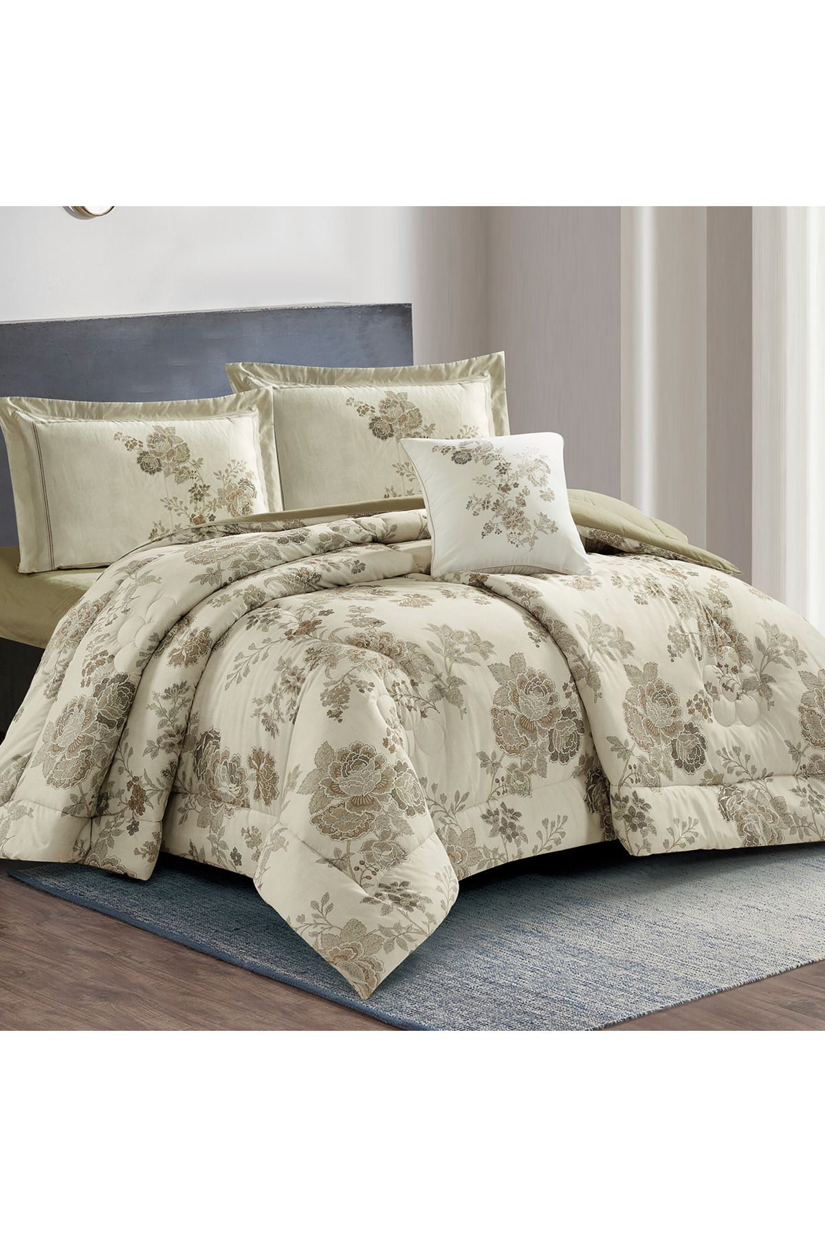 Donetella-4-Piece Digital Print Comforter Set – King Size 250x230 cm, Soft Microfiber Bedding Set. 2