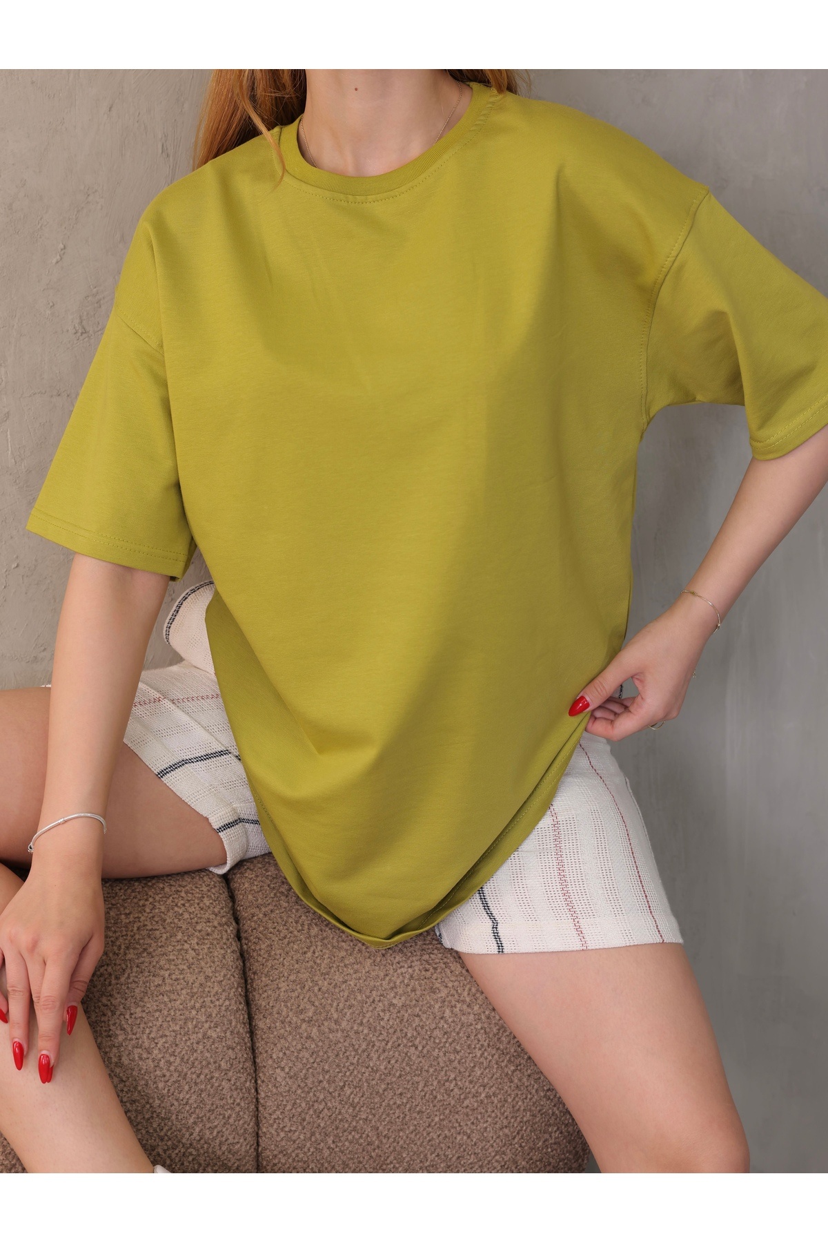 GRODY.T women's Oversize shabby boyfriend T-shirt bicycle collar, two yarn knitted T-shirt.