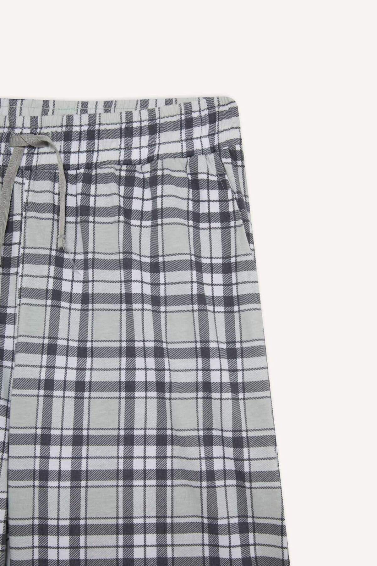 DeFacto-Pajama Set Regular Fit Short Sleeve Top Checked Shorts E7185Ax25Hs 5