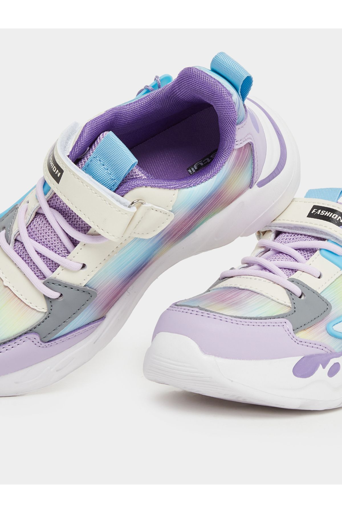 Styli-Color Block Sneakers with Hook and Loop Sneakers 3
