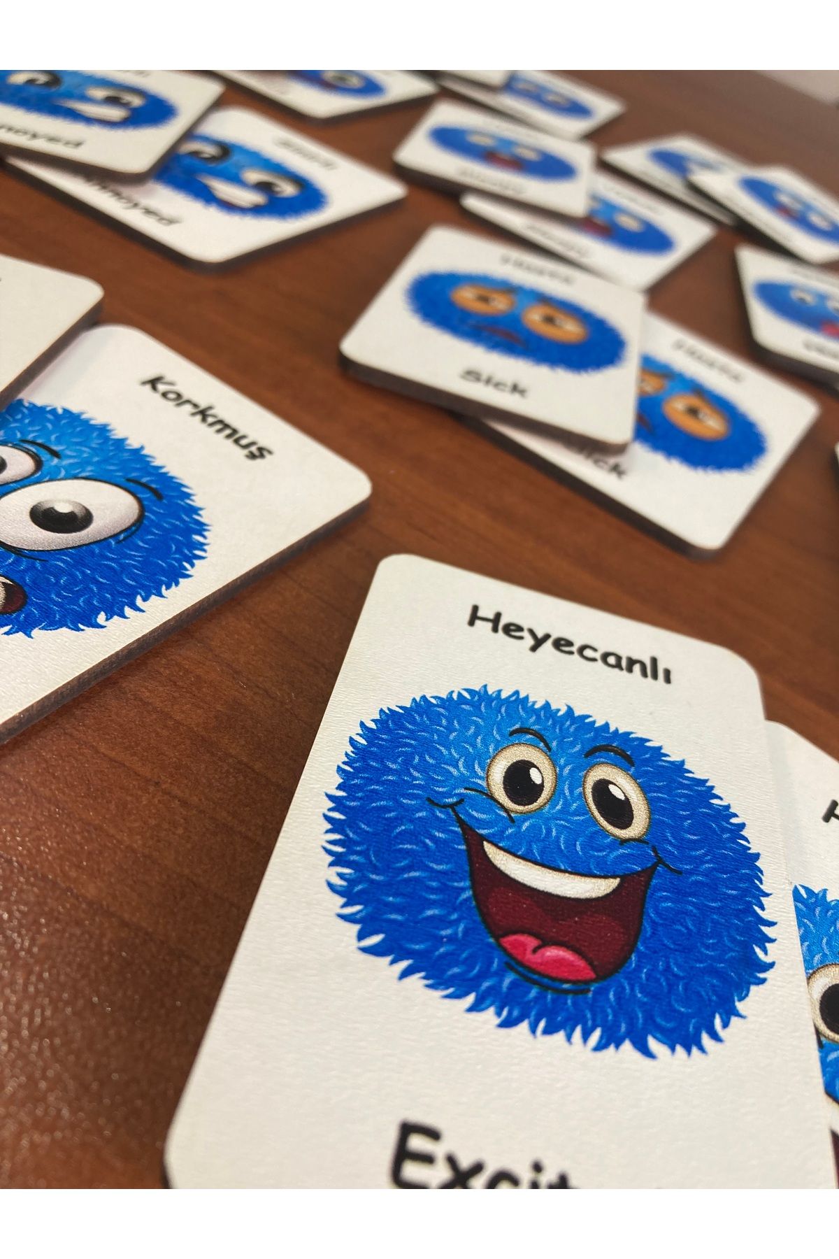Leelii Tasarım-Cute Emotion - Facial Expressions Wooden Memory Matching Cards Turkish - English Memory Game 4